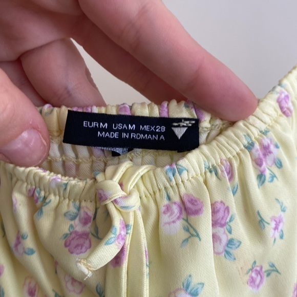 Zara dress - Picture 3 of 5